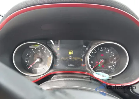 2019 Jeep Compass Trailhawk 4X4 из США, поврежденный, VIN 3C4NJDDB8KT739788